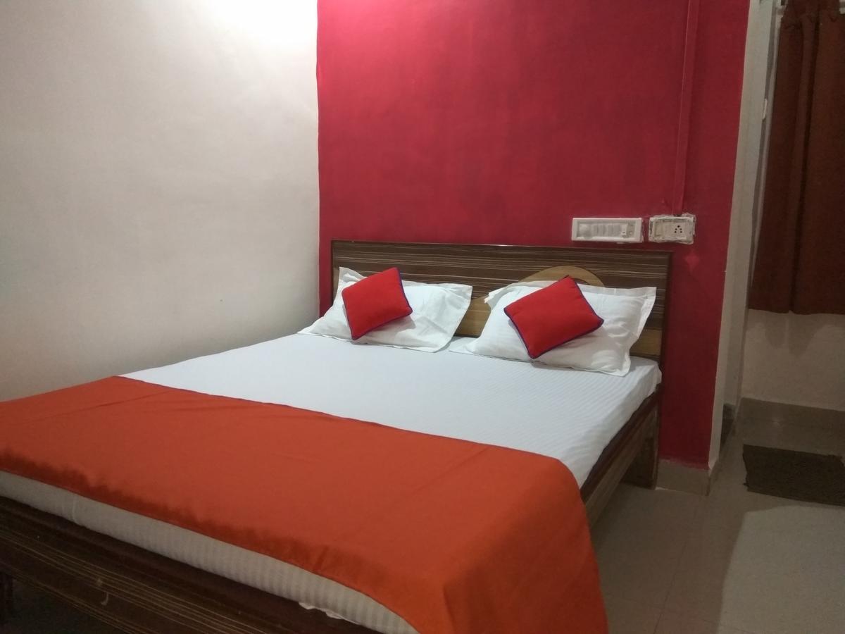 Hotel Shiva Panvel Esterno foto